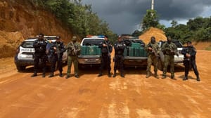 Dois traficantes são presos com mais de meia tonelada de cocaína na fronteira com a Bolívia