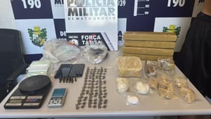 Força Tática da PM prende dupla de faccionados com drogas e munições em MT