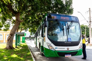 Prefeitura mantém ônibus grátis até 23h59 desta sexta-feira e retoma no domingo na capital