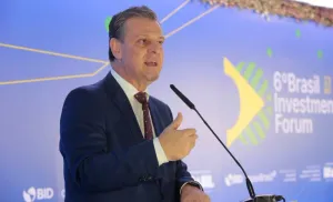 Fávaro foca em discurso de que Ministério da Agricultura fecha 2025 com recordes; veja