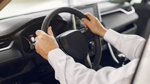 Justiça confirma isenção de ICMS para compra de carro por pessoa com deficiência auditiva